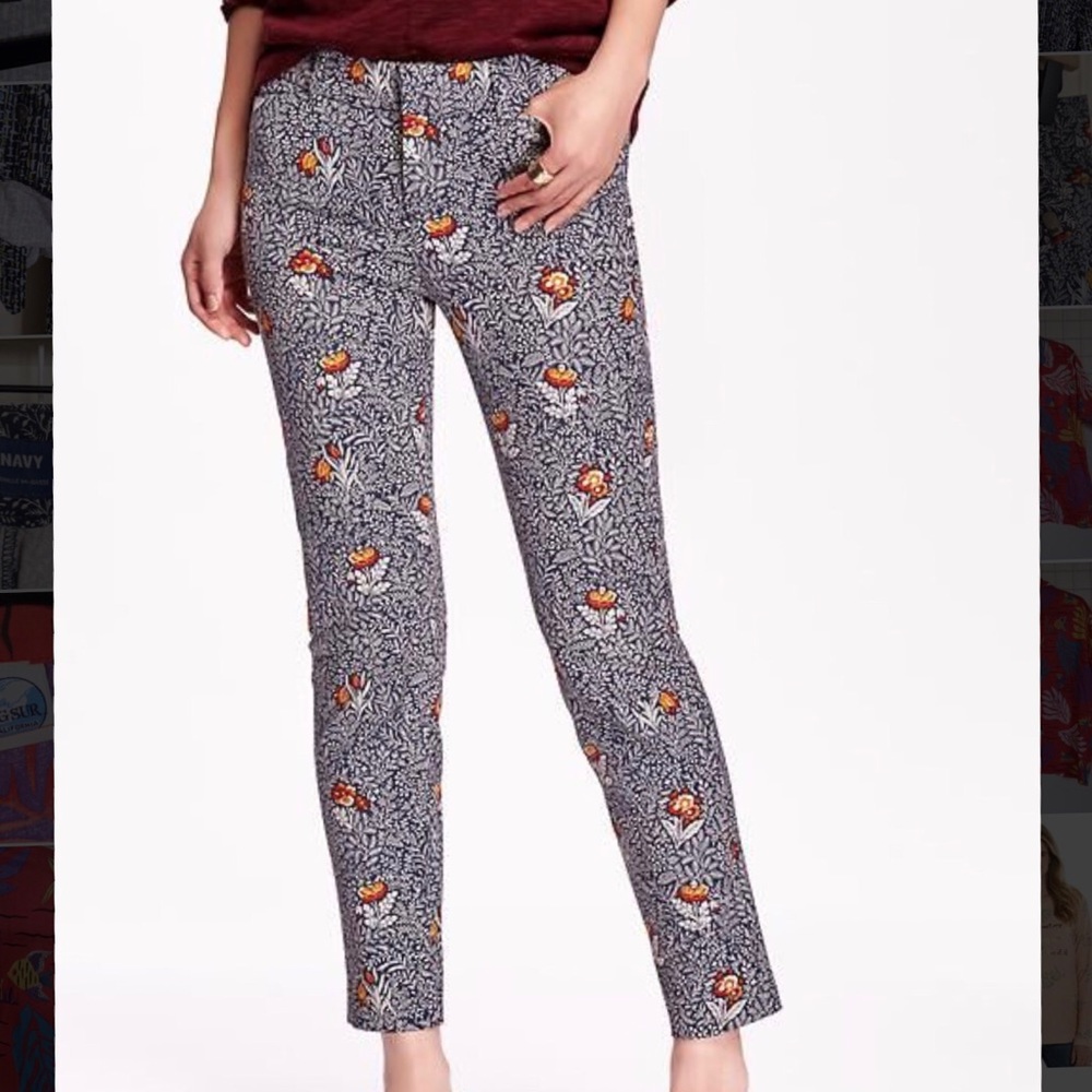 Old Navy Patterned Pixie Ankle Pant